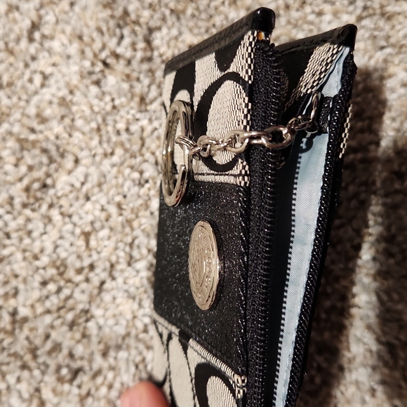 Coach purse and coin purse - Picture 5 of 6